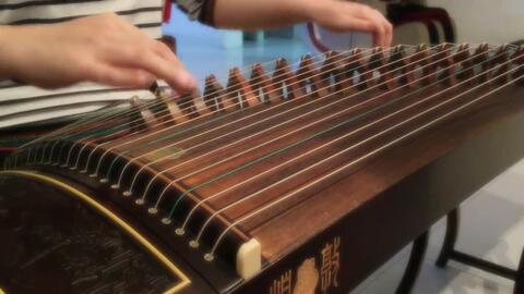 一曲李丽芳 爱江山更爱美人 古筝版,琴声悠扬,让人回味无穷