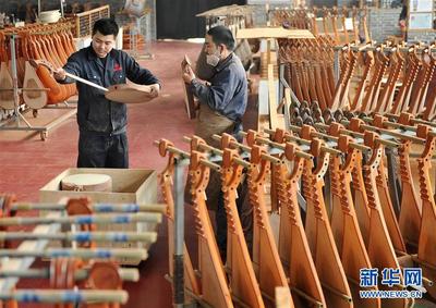 河北肃宁:民族乐器俏销海内外